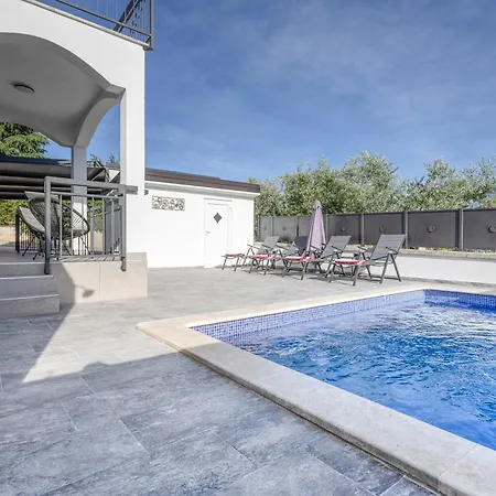 Little Paradise Holiday home Nova Vas (Porec)